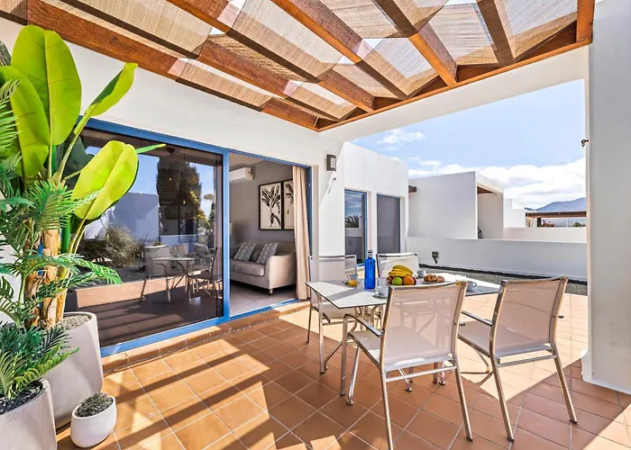 Nerea Villa *